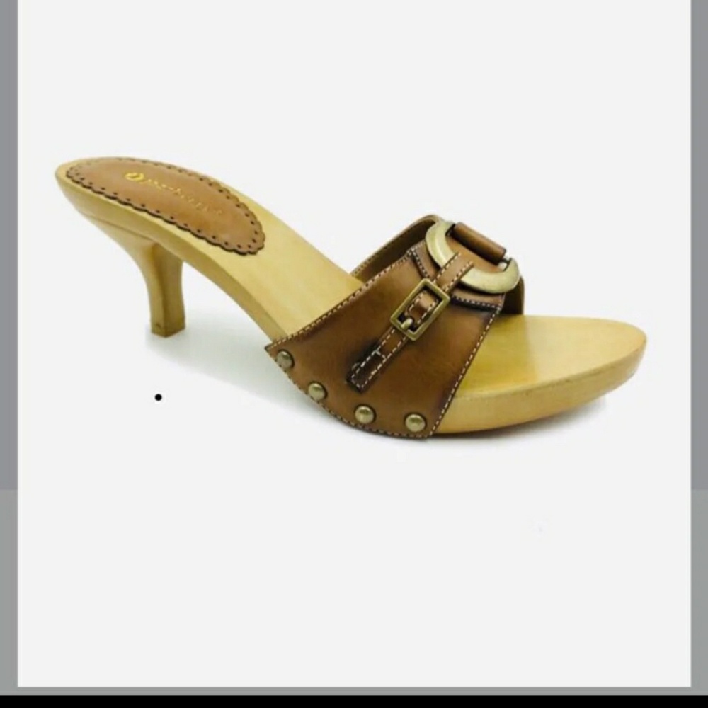 Jazzberry carmina sandals